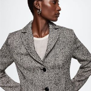 Women's Black & White Fitted Wool Coat